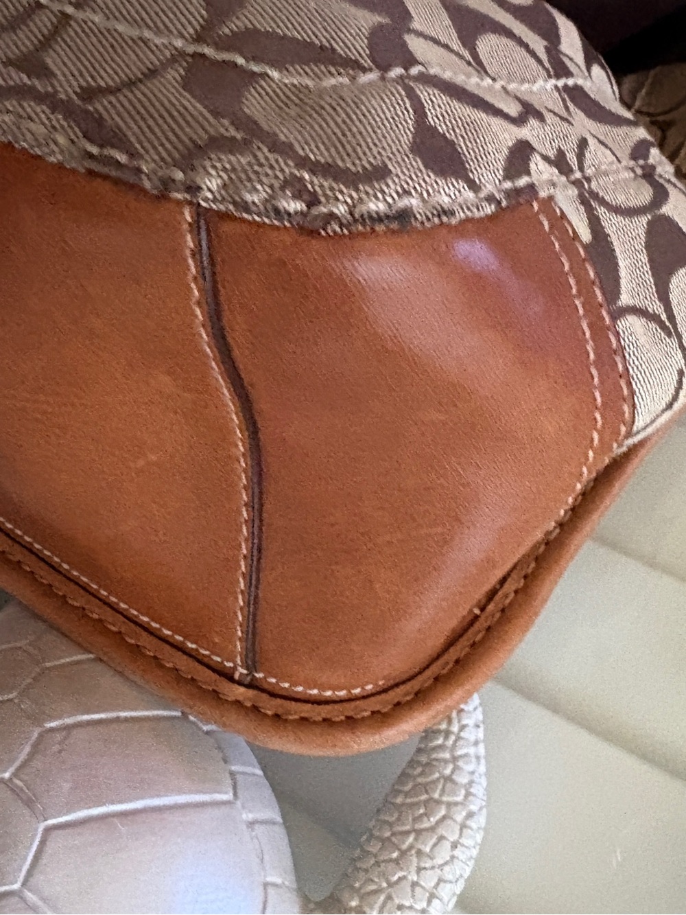 Authentic Coach Purse - Picture 15 of 16